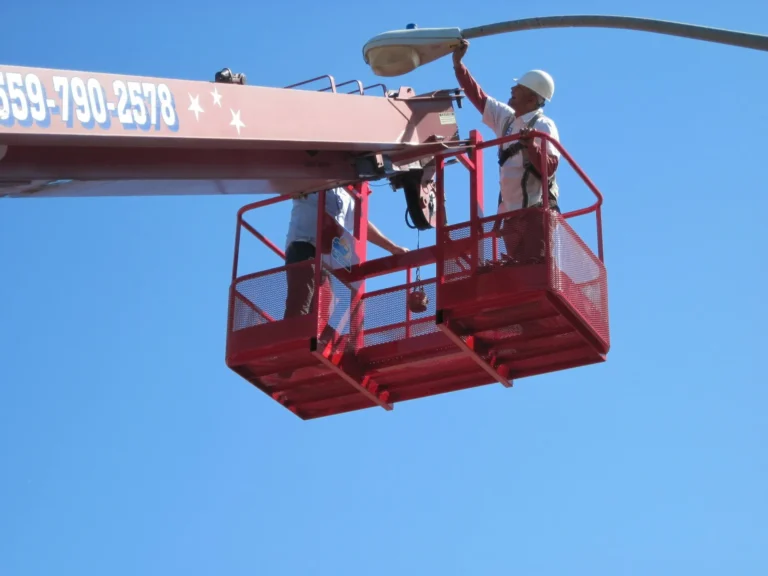 Bucket Truck Rental Service for Difficult-to-Reach Areas