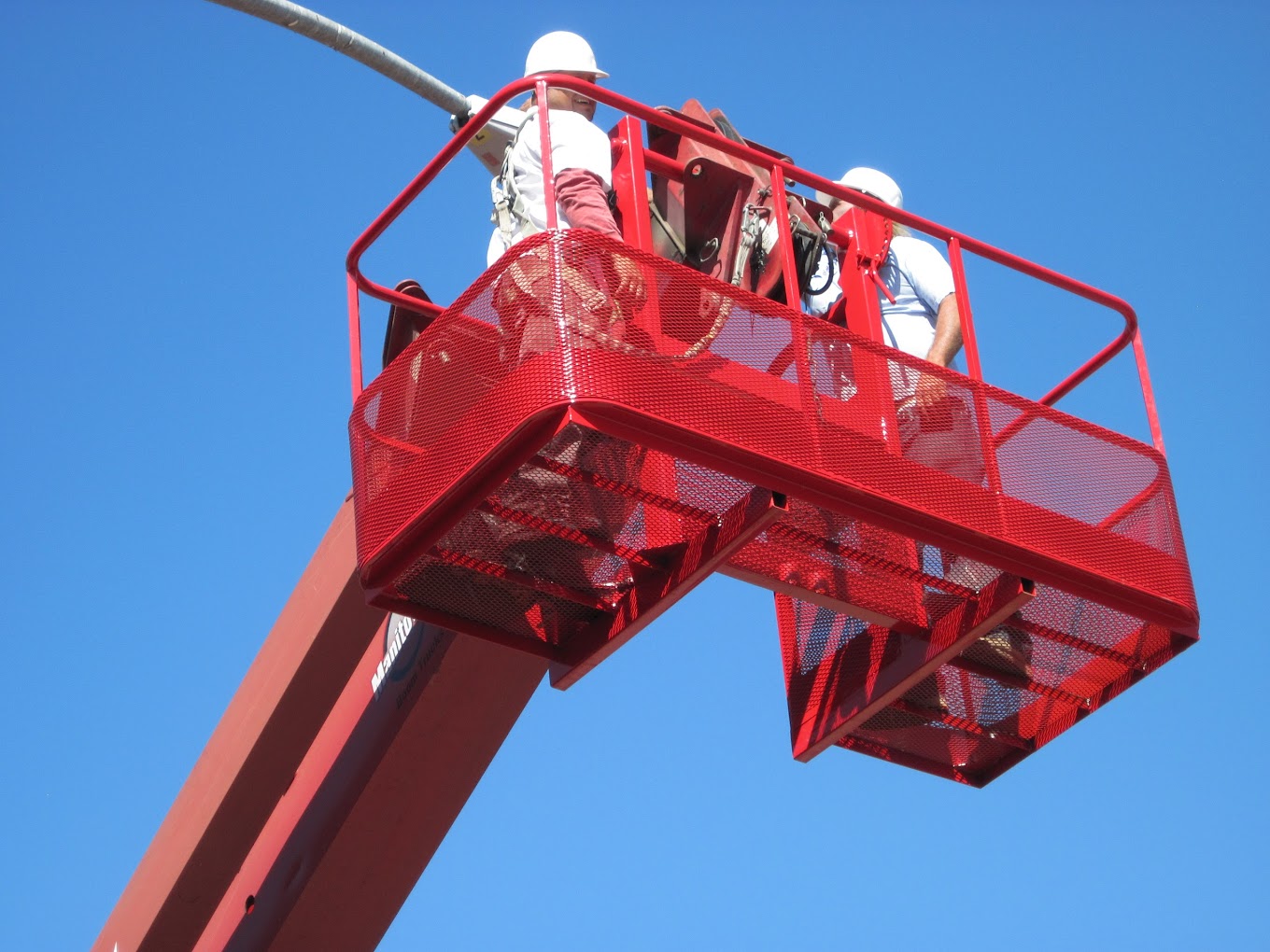 crane lift midnight service bucket